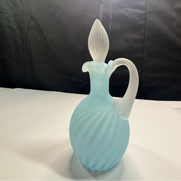 Rare Fenton Rib Optic Blue Satin Cruet c.1950 - Picture 3 of 16